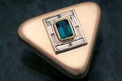 Gold Platinum Diamond & Emerald Brooch / Pendant