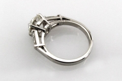 Classic 3 Stone Ring