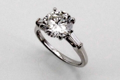Classic 3 Stone Ring