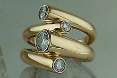 Gold & Diamond Ring