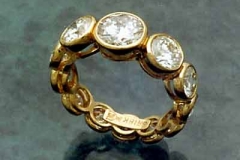 Gold & Diamond Ring