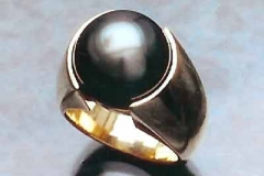 Gold & Pearl Ring