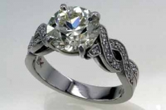 Platinum & Diamond Ring