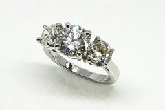 Classic 3 Stone Ring