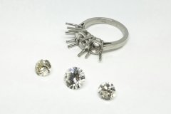 Classic 3 Stone Ring