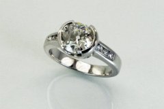 Platinum Ring with Euro Diamond
